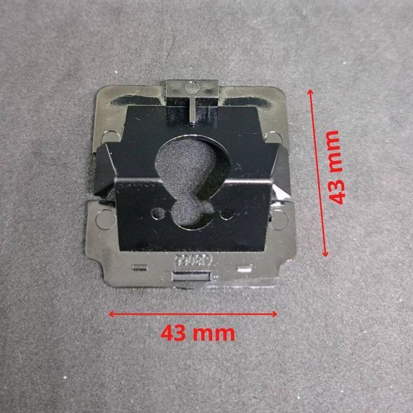 Штатная камера заднего обзора Mitsubishi Outlander 2003-2012 AHD turning lines КЗШ-1906-2 фото