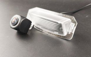 Штатна камера заднього огляду Mitsubishi Outlander 2013-2019/Outlander XL 2006-2012/Lancer Sportback AHD turning lines КЗШ-1909-2 фото