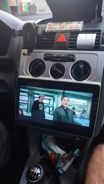 Штатная Магнитола Volkswagen Touran Caddy III 2K 2004-2010 на Android Модель XYAuto-7212-8octa-CarPlay М-ФКад-10-8я-2/32 фото