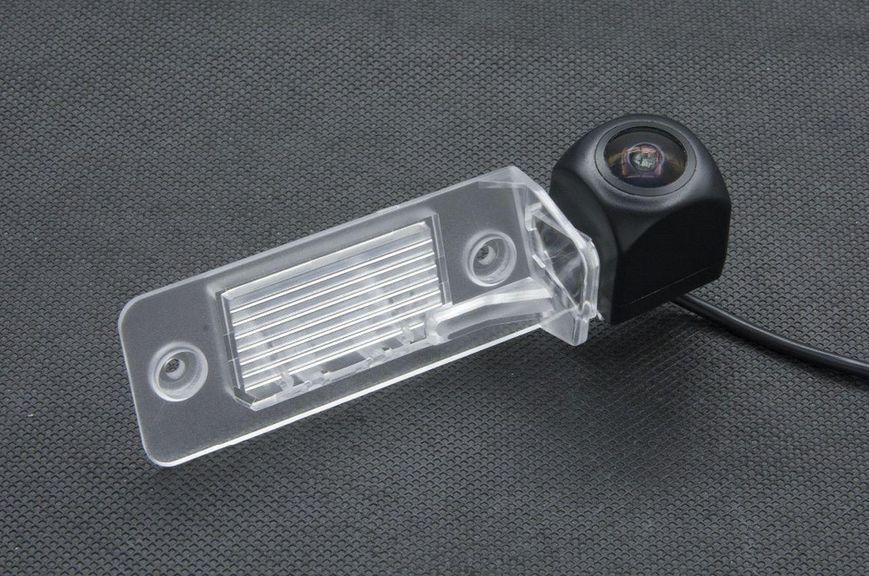 Штатна камера заднього огляду Volkswagen Tiguan, Touareg, POLO, Sedan, Passat AHD КЗШ-0610-4 фото