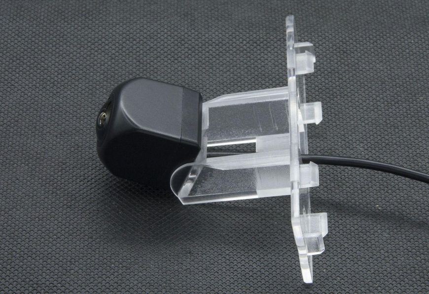 Штатная камера заднего обзора Suzuki Swift 2012-2013 AHD turning lines КЗШ-2503-2 фото