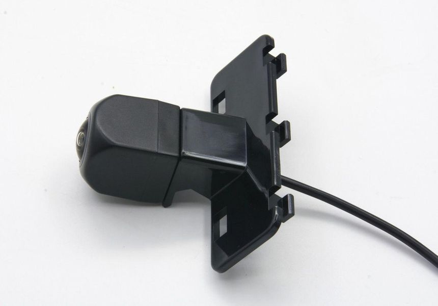 Штатная камера заднего обзора Suzuki Swift 2008-2010 AHD turning lines КЗШ-2501-2 фото