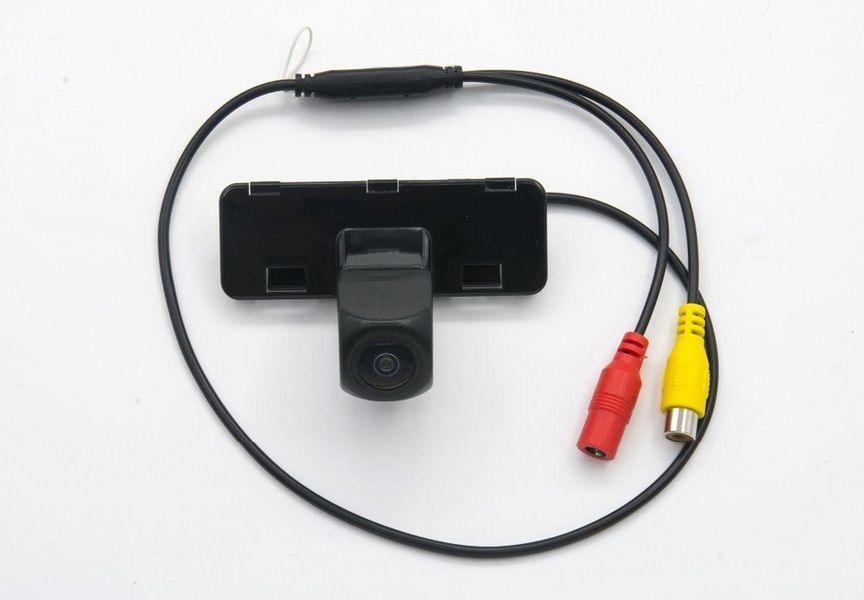 Штатная камера заднего обзора Suzuki Swift 2008-2010 AHD turning lines КЗШ-2501-2 фото